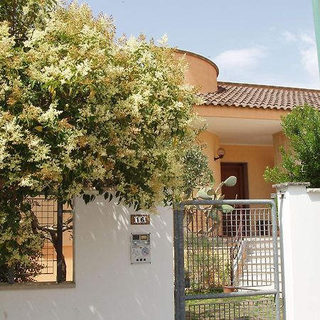 Residenza Del Sole Bed & Breakfast Surbo Exterior photo