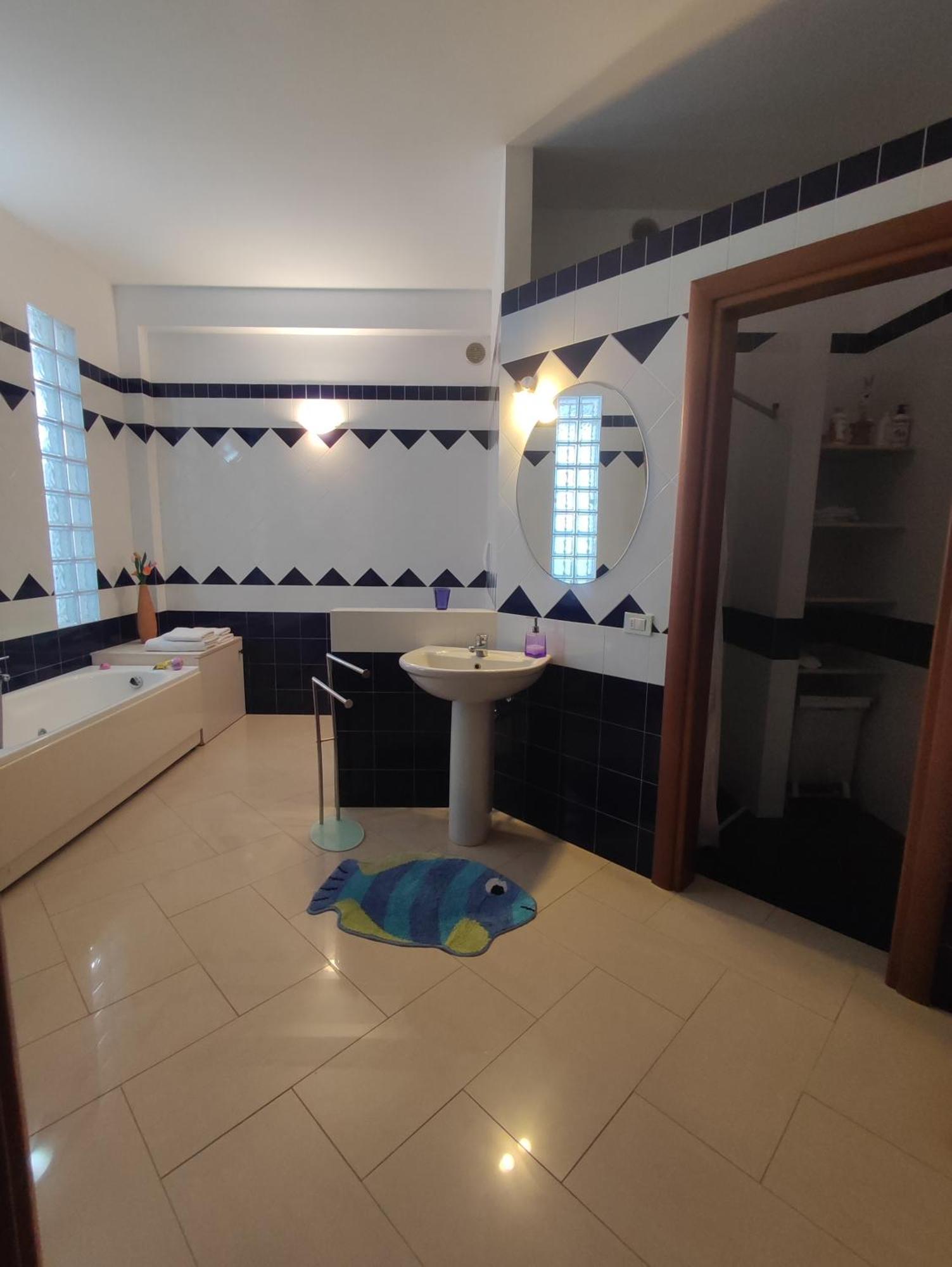 Residenza Del Sole Bed & Breakfast Surbo Exterior photo